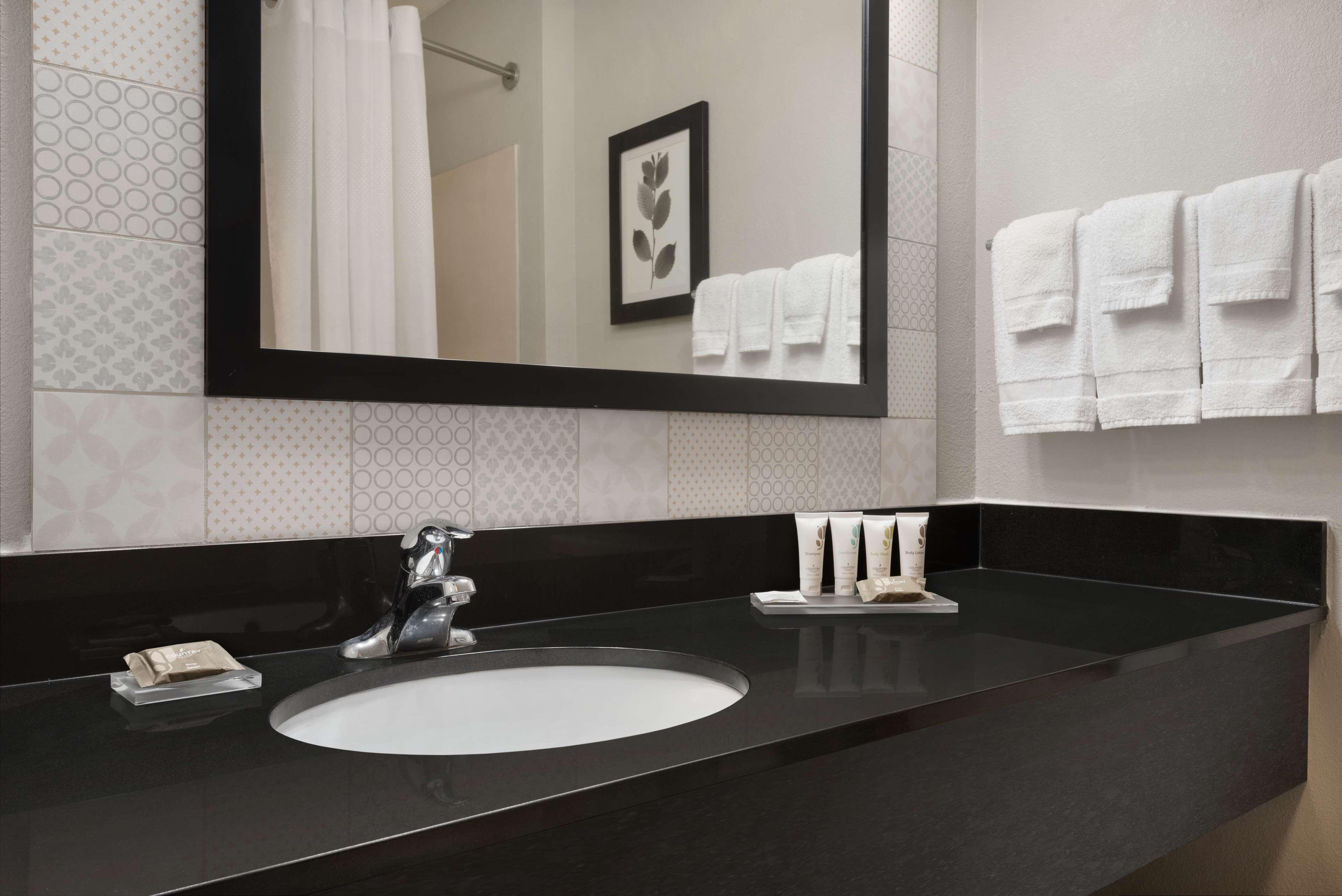 Country Inn & Suites By Radisson, Brookings Esterno foto