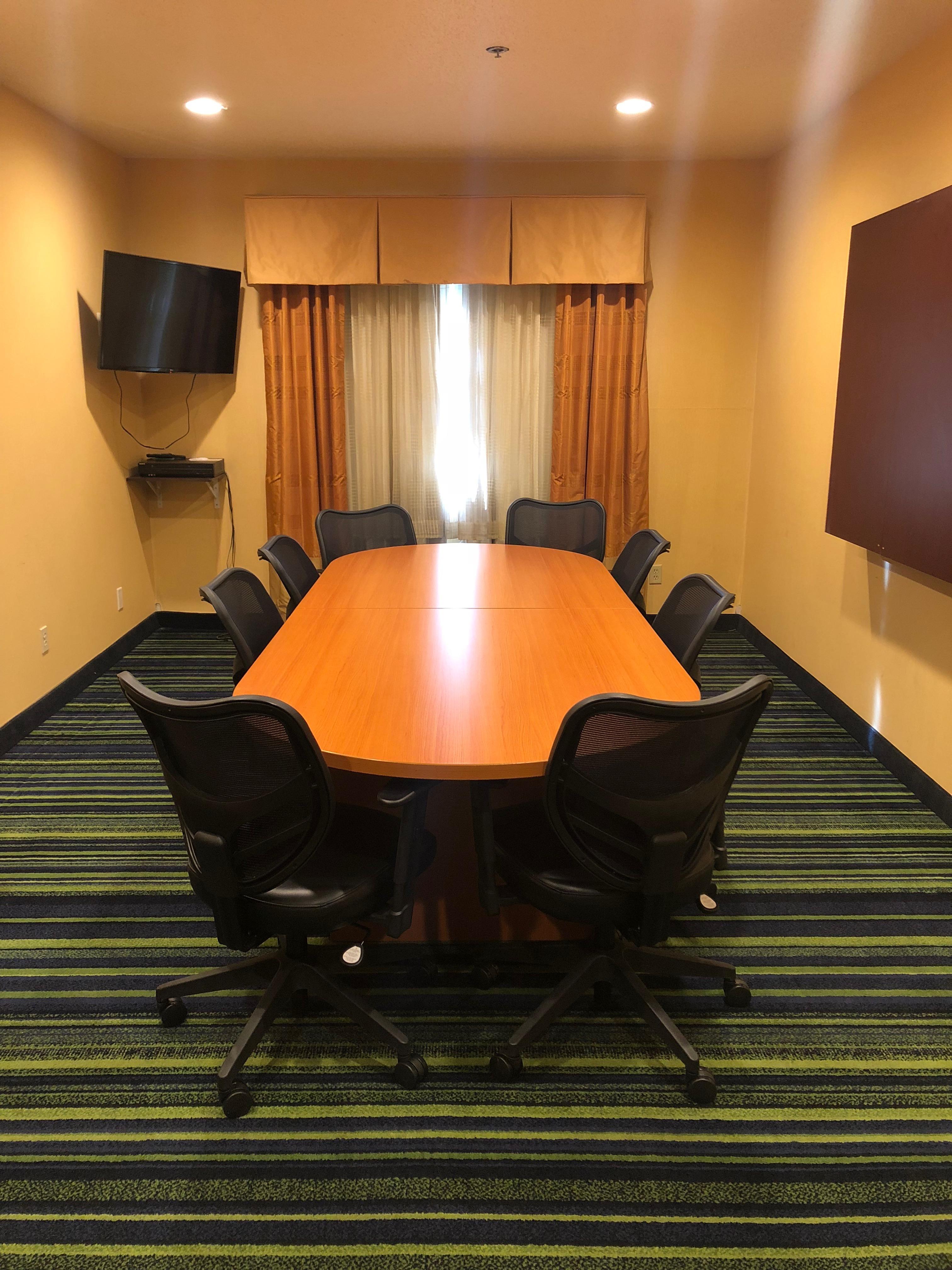 Country Inn & Suites By Radisson, Brookings Esterno foto
