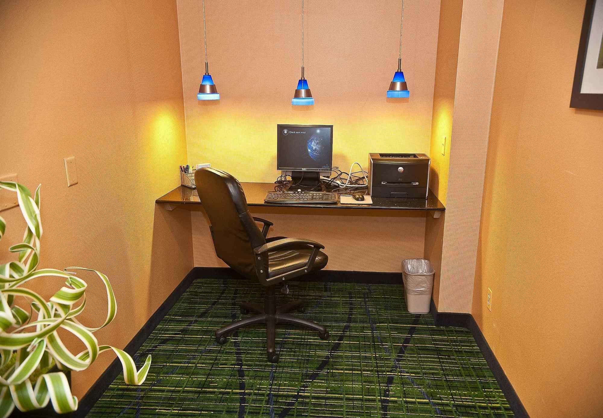 Country Inn & Suites By Radisson, Brookings Esterno foto